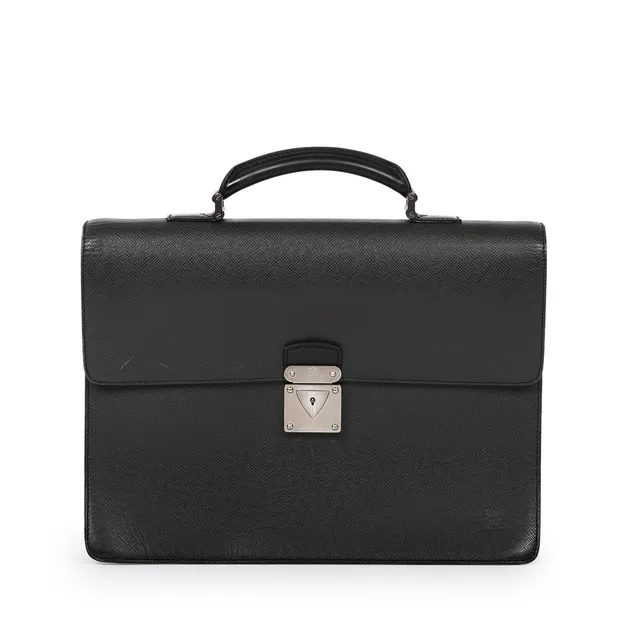 LOUIS VUITTON. Dokumentmappe “Neo Robusto” mappe af sort Taiga læder.