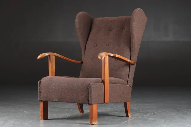 Fritz Hansen. Øreklapstol, model 1582