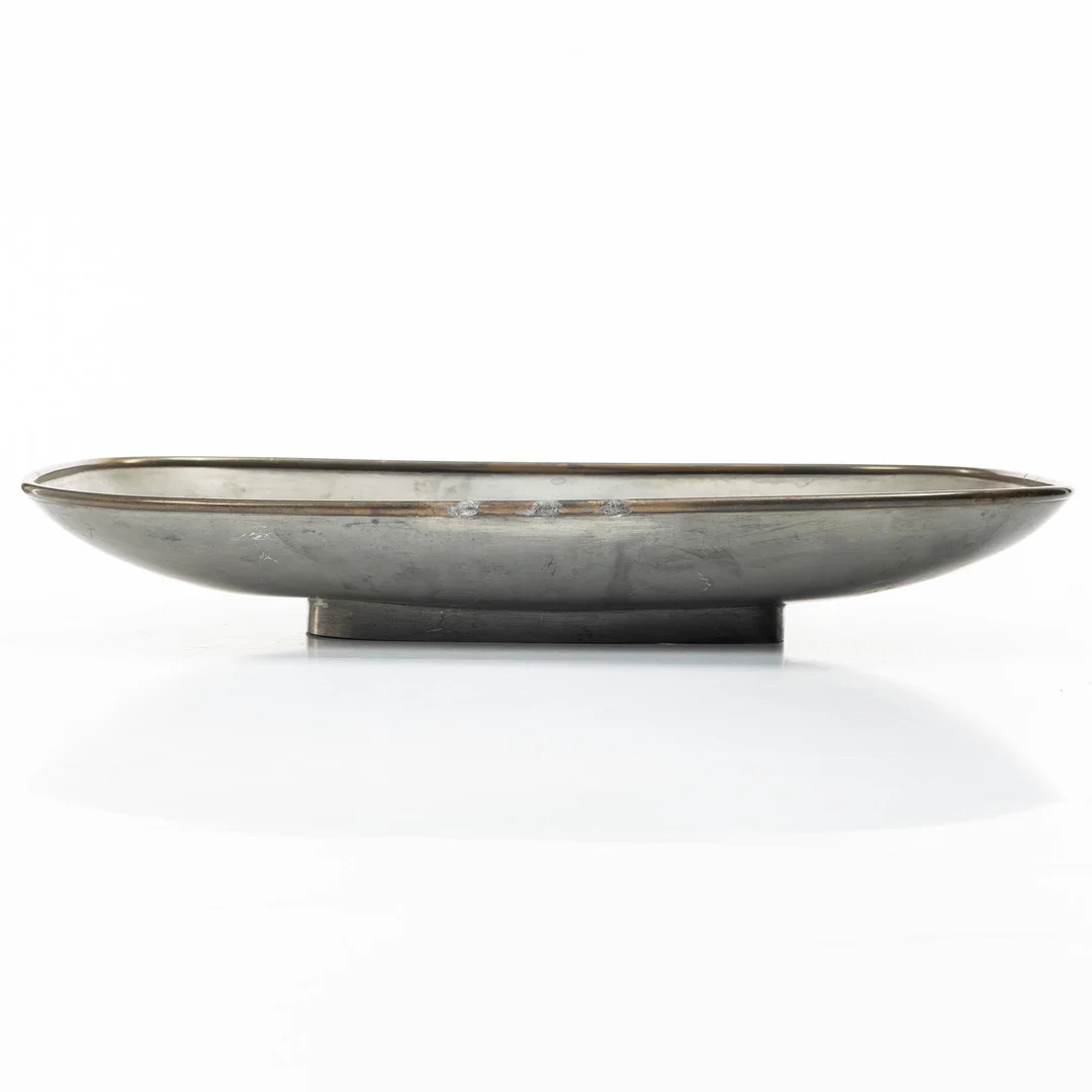 Nils Fougstedt, fat, Stockholm, Firma Svenskt Tenn, 1936. — Design/Övrigt — Bukowskis