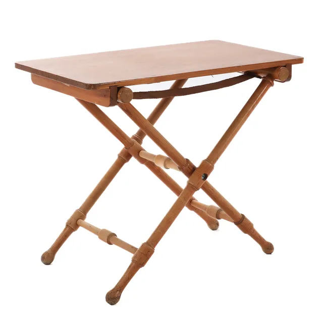 Pine folding table with removable top