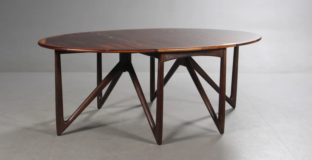 Niels Kofoed. Vintage dining table, 'Gateleg' drop leaf table, rosewood — Furniture/Dining tables, dining room furniture — Lauritz
