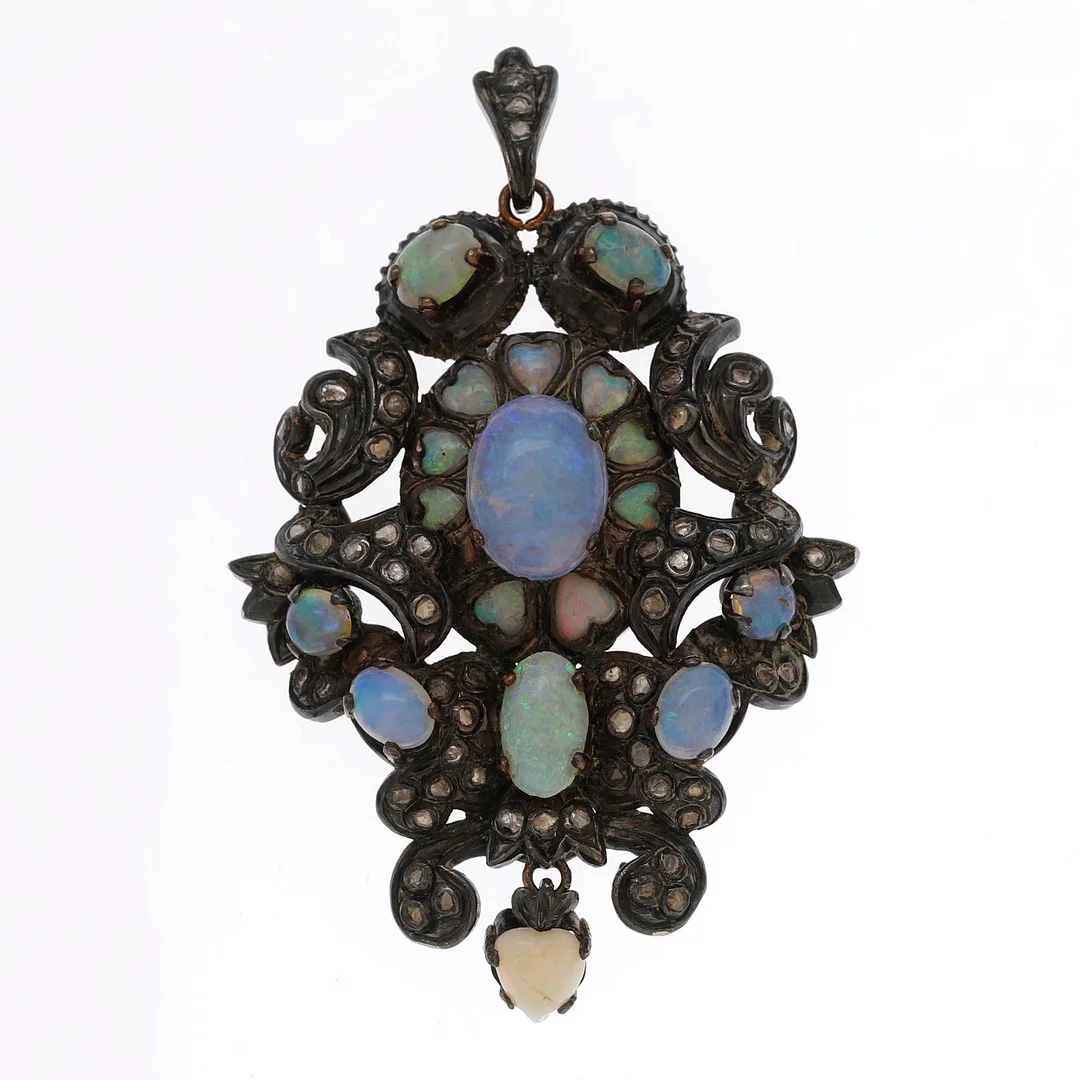 "Noucentista" pendant with opals and diamonds, circa 1915. — Brooches & Pendants — Balclis