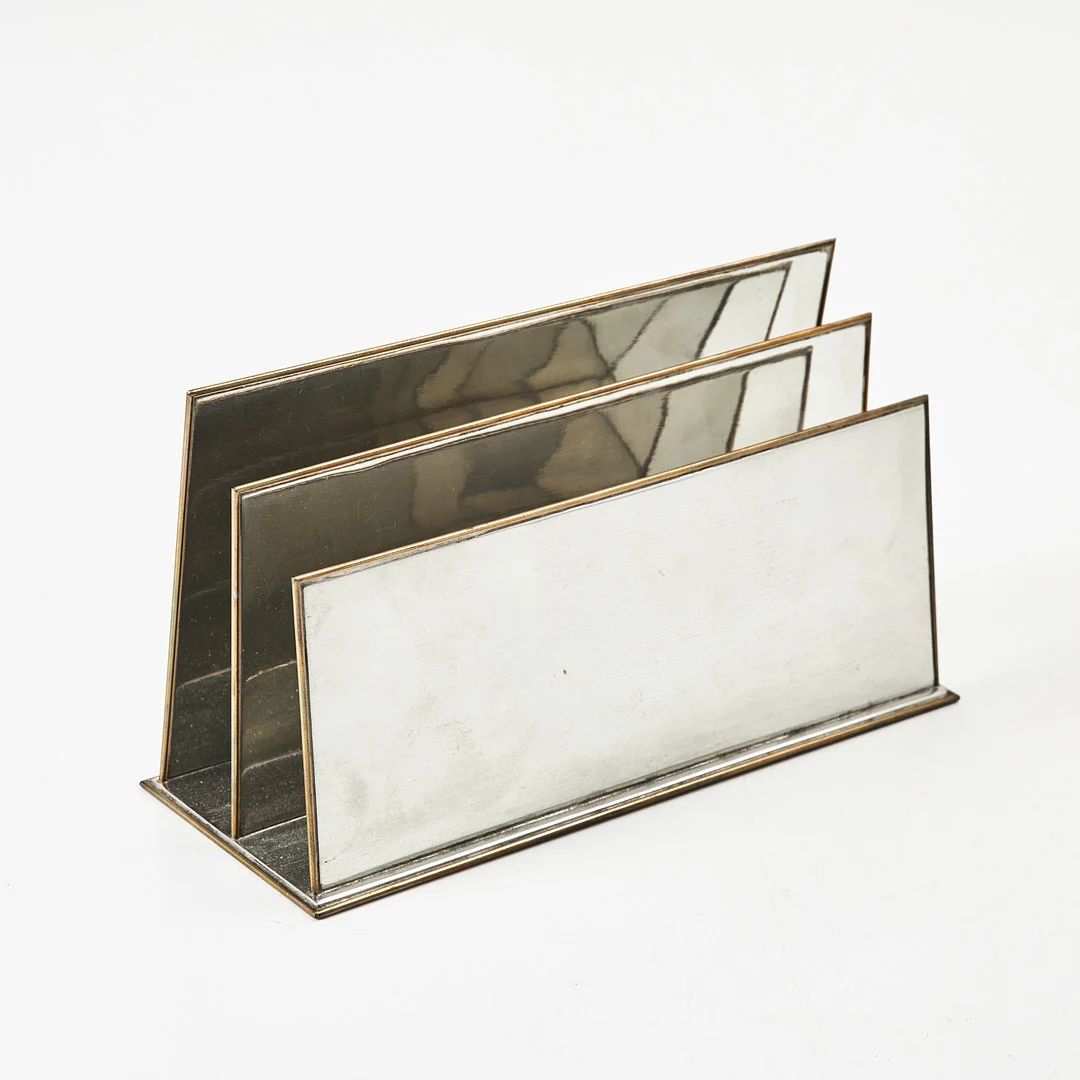 BJÖRN TRÄGÅRDH. Brevställ, Firma Svenskt Tenn, Stockholm 2013, formgivet under 1920-talet. — Other metals — Stockholms Auktionsverk Magasin 5
