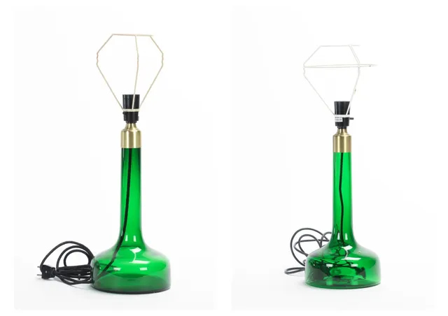 Gunnar Biilmann Petersen for Holmegaard / Le Klint. A pair of green glass table lamps, model 302 (2)