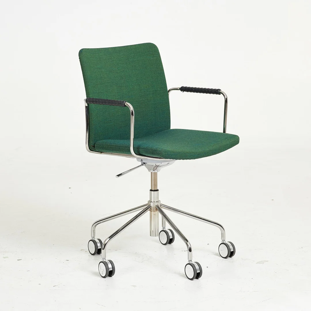 BROBERG & RIDDERSTRÅLE. Kontorsstol, "Stella" för Swedese, kromad stomme, läderklätt armstöd. — Armchairs & Chairs — Stockholms Auktionsverk Sickla