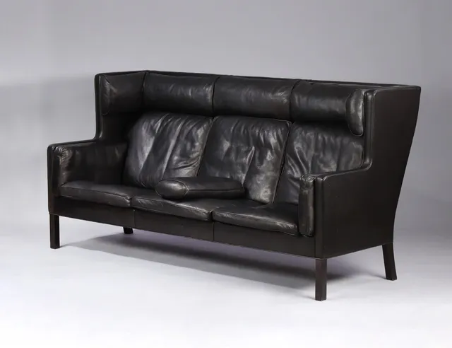 Børge Mogensen. Freestanding vintage Coupé sofa, model 2193