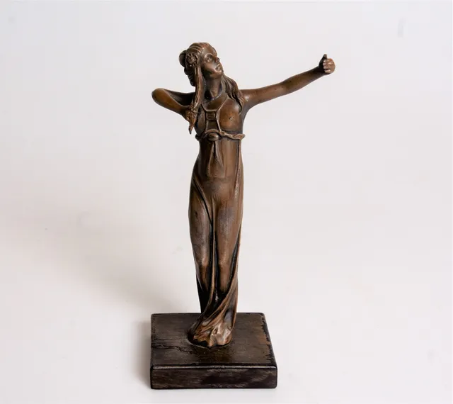 SKULPTUR Art Nouveau märkt JO.