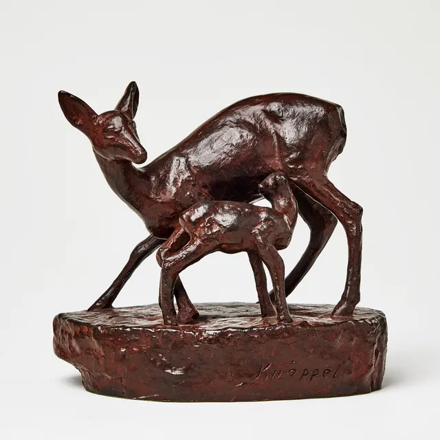 ARVID KNÖPPEL. Rådjur med kid, brons, höjd 18 cm.