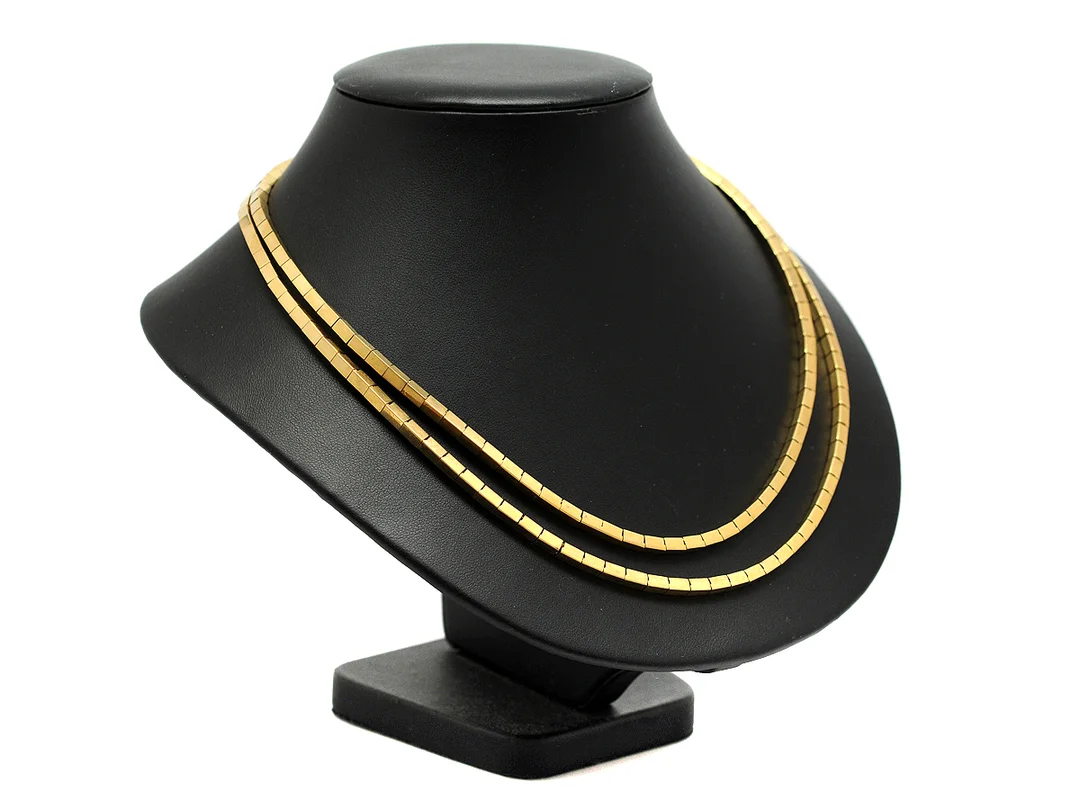 COLLIER, 18K, vikt 58,2 g L = 42 cm 2 radigt, Italien ca 1970 — Smycken/Collier — Kaplans