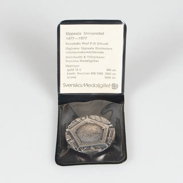 JUBILEUMSMEDALJ, SILVER UPPSALA UNIVERSITET 1477-1977 46 g, 99/100.
