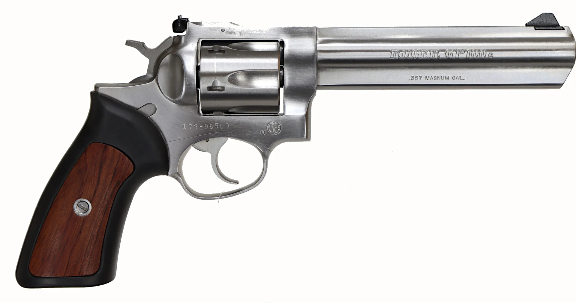 REVOLVER, Double Action, fabrikat Ruger, modell GP1000, kaliber .357 Magnum, tillv.nr 173-96509. — Revolvers — Walter Borg