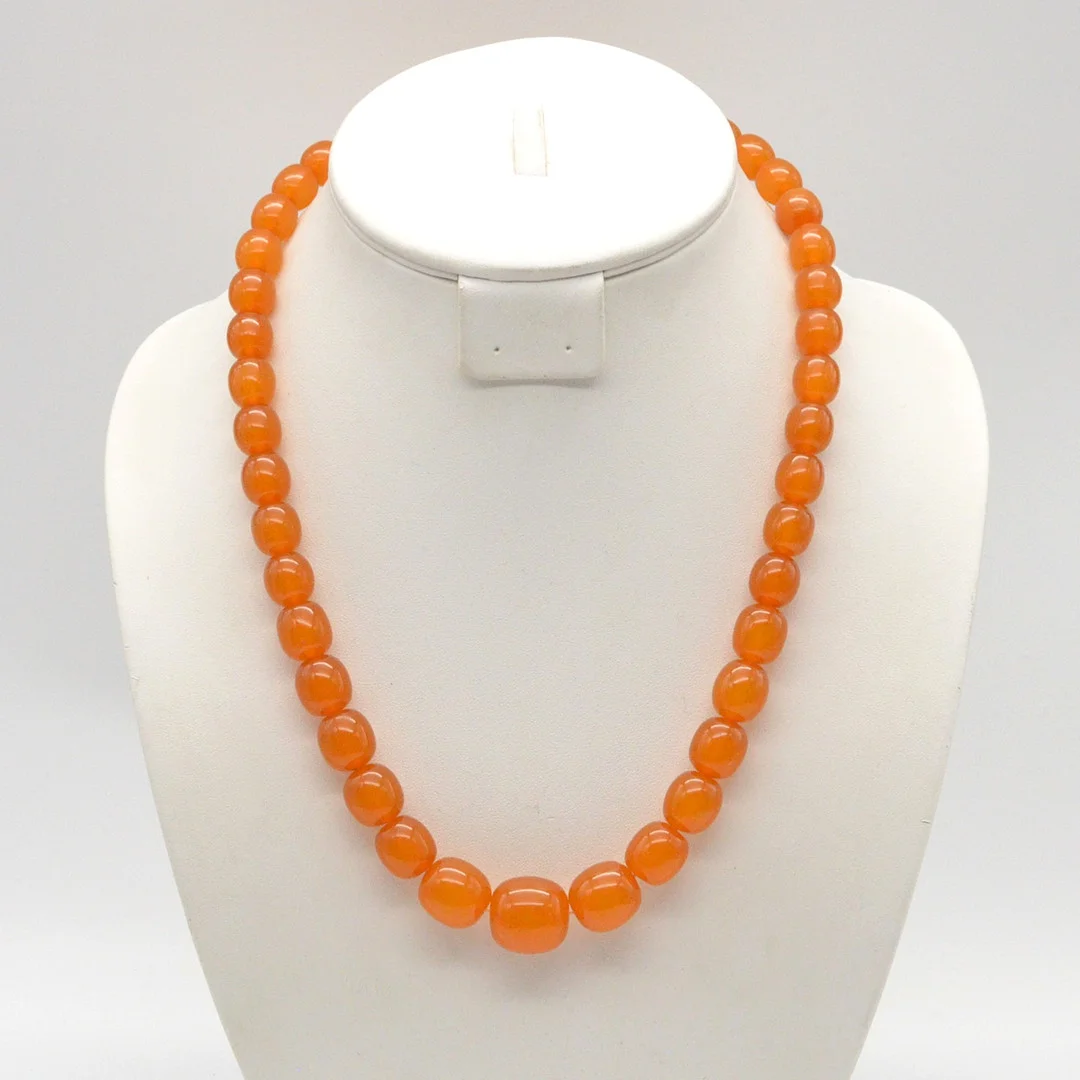 BERNSTEIN COLLIER, GRÖSSE NACH SORTIERT, POLIERTE PERLEN, SCHRAUBVERSCHLUSS, VINTAGE, CA. 54 CM. — Necklace — Kunst- und Auktionshaus Kleinhenz