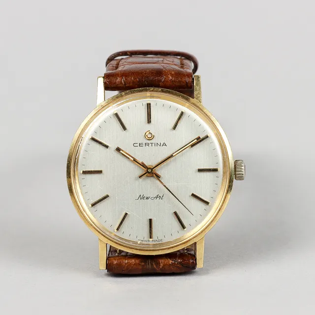 CERTINA New Art, boett i 18k guld, manuell.