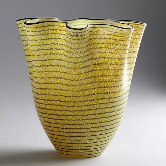 NÄSDUKSVAS, glas, Ulrica Hydman-Vallien, Kosta Boda.