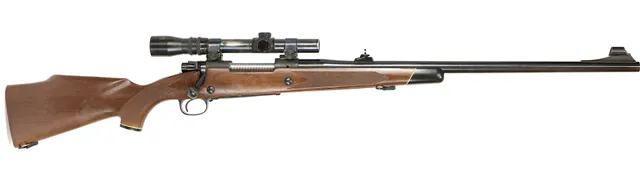 KULGEVÄR, fabrikat Winchester, modell 70, kaliber .375 Holland & Holland, tillv.nr G1100740, se-nr SE0142609.