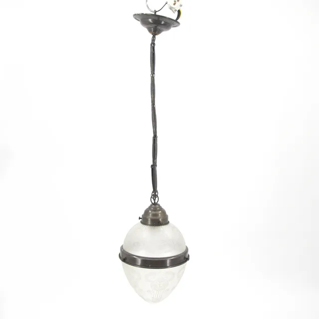 TAKLAMPA, mässing, kupor av frostat glas med etsad dekor, jugend, tidigt 1900-tal.