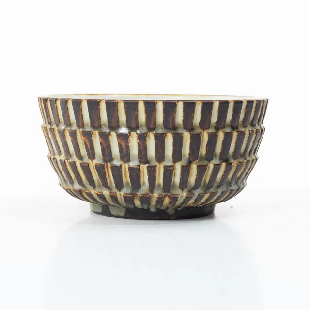 Gertrud Lönegren, Skål, stengods, Rörstrand, 1936-1941.