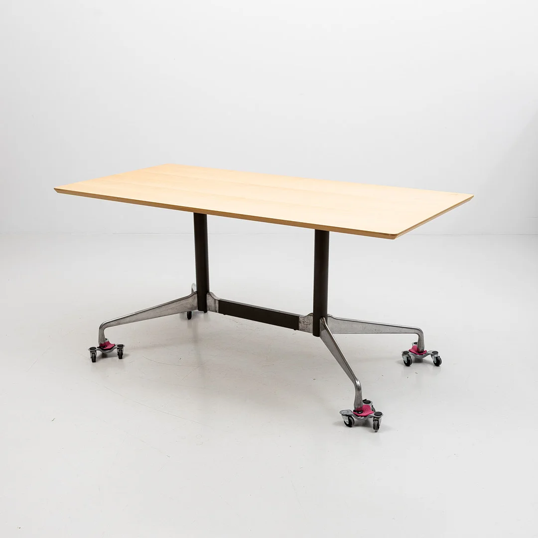 CHARLES & RAY EAMES. underrede "Eames Segmented Tables", 2000-tal. — Tables — Auktionshuset Kolonn