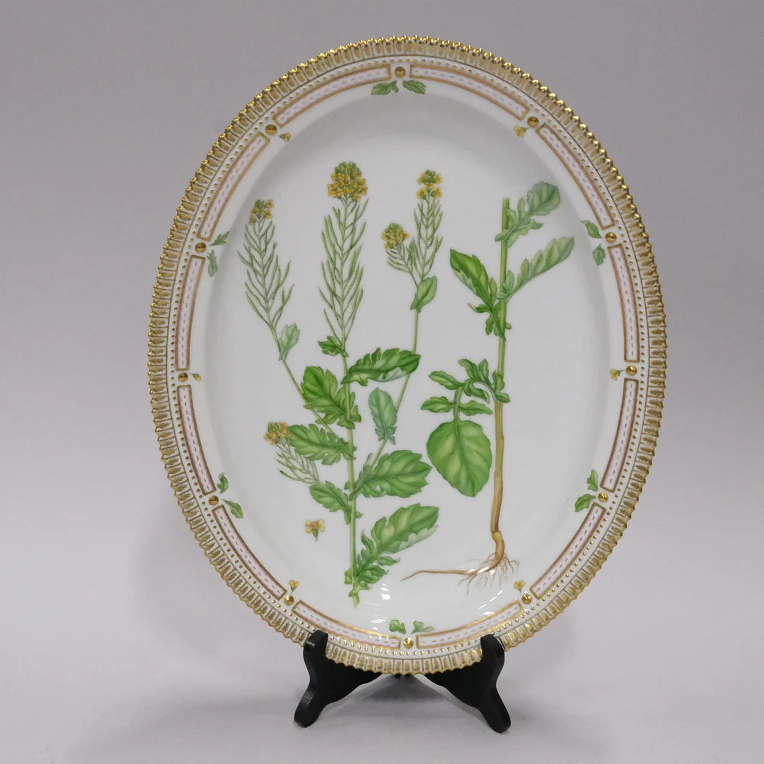 KUNGLIG DANSK/ROYAL COPENHAGEN, FAT, "FLORA DANICA". — European — Björnssons Auktionskammare