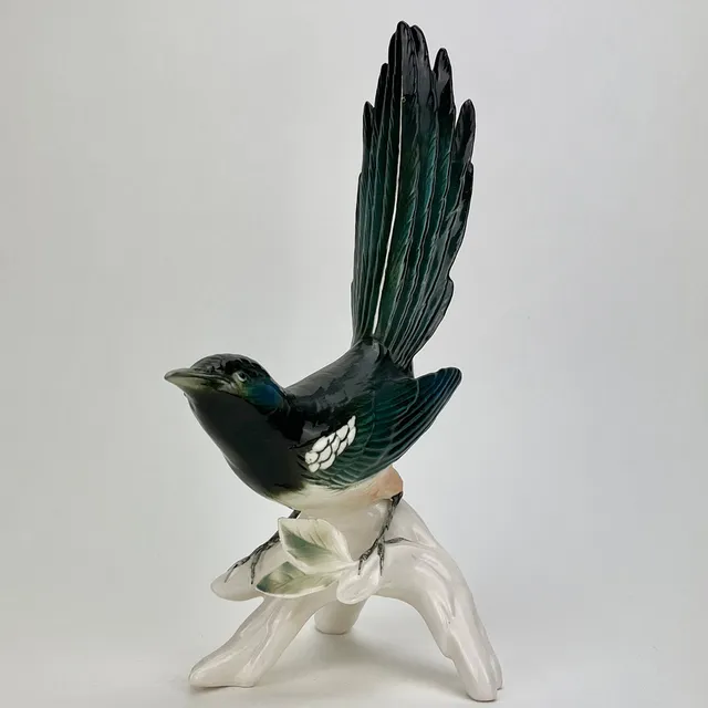 FIGURIN, porslin, fågel, Karl Ens, Tyskland.