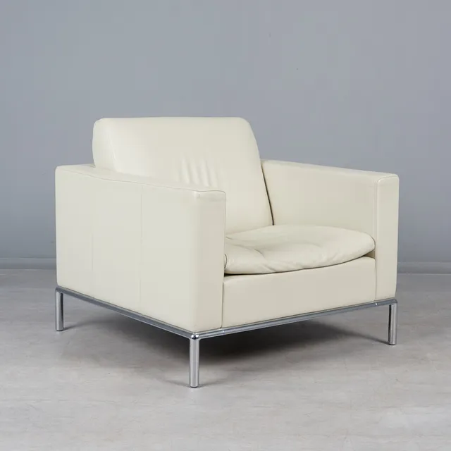 T. ANTONELLA SCARPITTA. De Sede, Sessel / Armchair, Modell 'DS5/06', Leder, Chromstahl, Entwurf 2005, Schweiz.