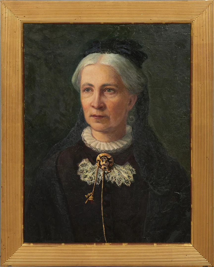 HULDA SCHENSON (1847–1941). Porträtt föreställande Rosalie Roos Olivecrona (1823–1898), olja på duk uppfodrad på pannå, signerad Hulda Scenson 1885. — Paintings — Crafoord Auktioner Stockholm