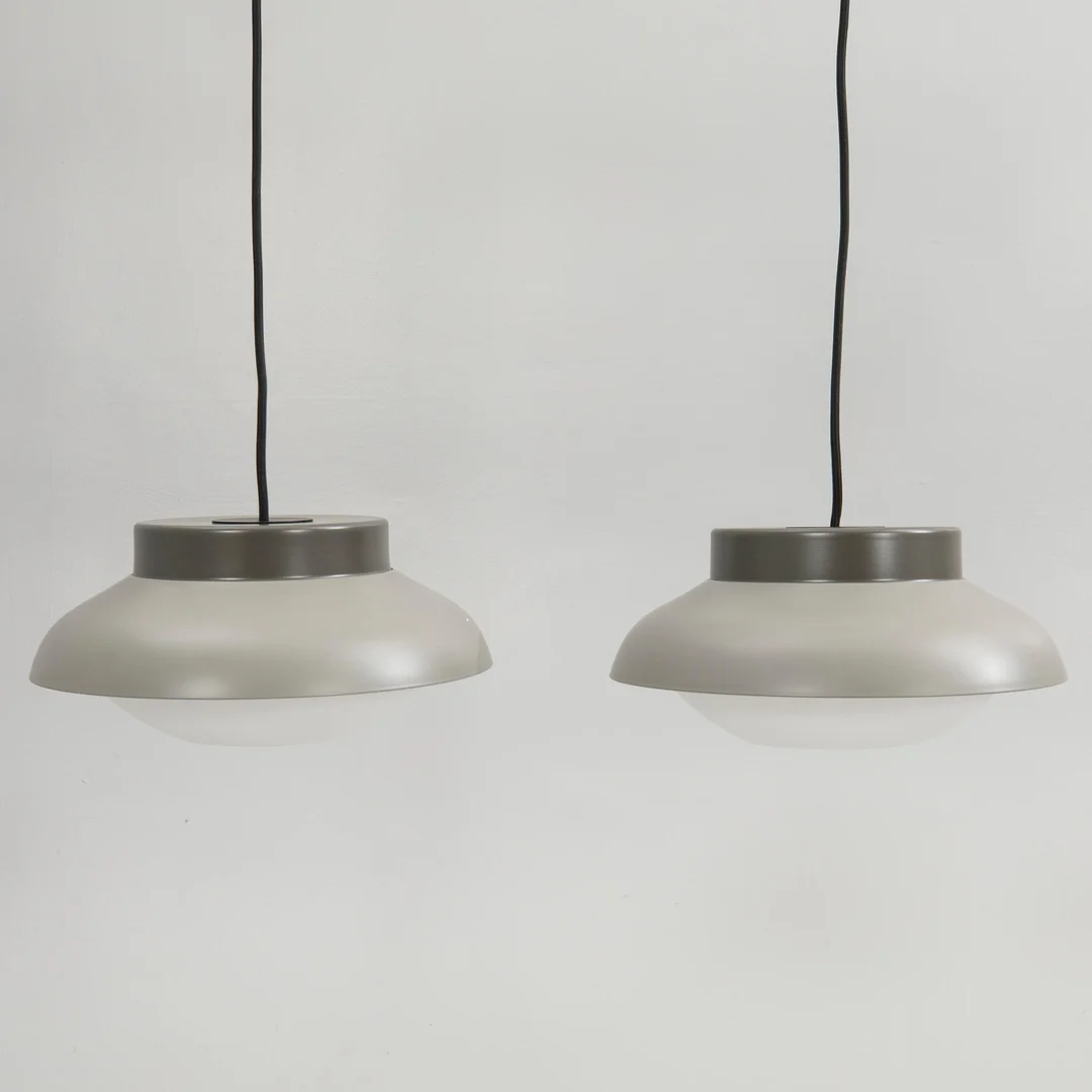 Sebastian Herkner, taklampor, ett par, "Collar Pendant", för Gubi, Danmark, 2000-tal. — Bukowskis
