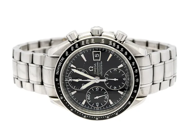 OMEGA, Speedmaster, Date, "Tachymetre", Chronometer, Cal 1164, Verk nr. 86221288, Serie nr. 86221288, PIC nr. 3210.50.00, Ref nr. SU 378.0055, Boett nr. 178.0055, kronograf, herrur, 40 mm, stål, automatisk, safirglas (repor), datum, originallänk, viklås, Ref nr. 1564/975, cert, november 2012, box, ytterkartong (skadad).