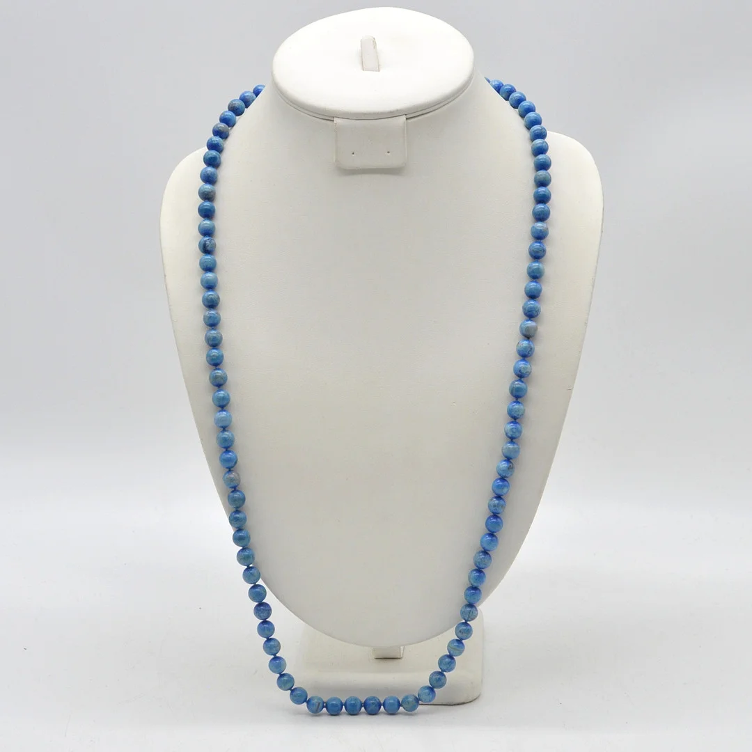 PERLENCOLLIER AUS APATIT, ENDLOSKETTE, RUND, POLIERT, EINZELN GEKNÜPFT, 20. JAHRHUNDERT, CA.78 CM. — Necklace — Kunst- und Auktionshaus Kleinhenz