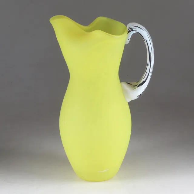 GUNNEL SAHLIN. Kanna, glas, "Amazon", Glas, Kosta-Boda.