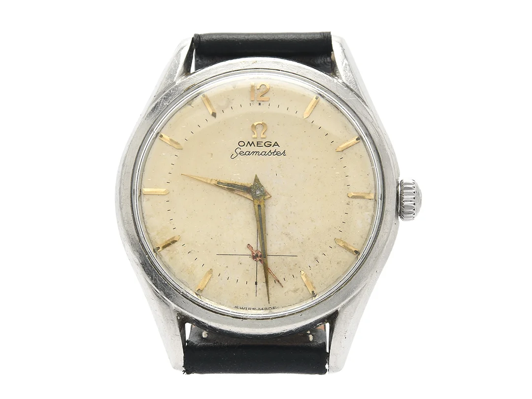 OMEGA, Seamaster, Cal 266, Serie nr. 14479861, Ref nr. CK 2791, Boett nr. 2791-5, herrur, 36 mm, stål, manuell, plexiglas, liten sekundvisare, skadad urtavla, lädeband, ca 1954. — Klockor/Omega — Kaplans