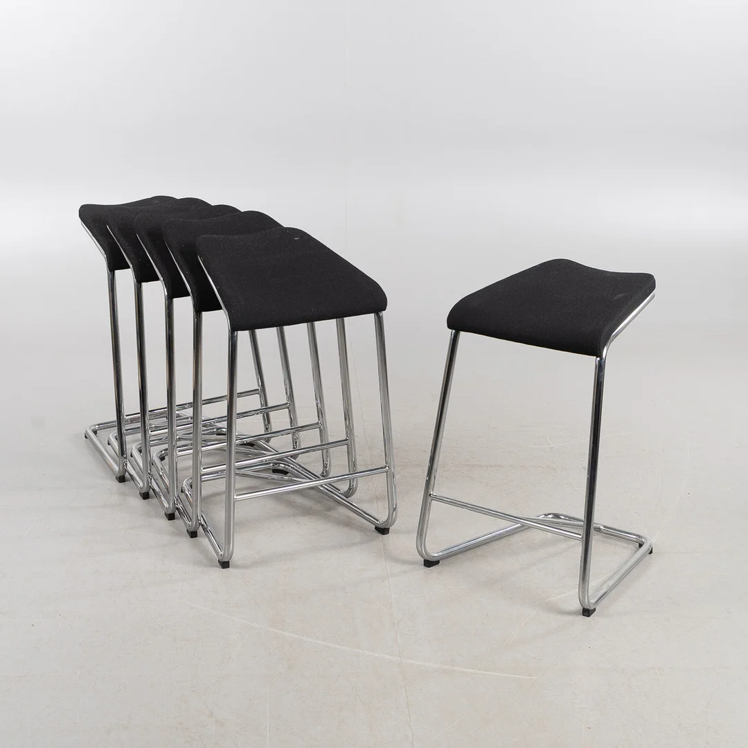 ANYA SEBTON. Lammhults, Barstolar, "Add", 6 stycken, med svart ullklädsel. — Armchairs & Chairs — Stockholms Auktionsverk Helsingborg