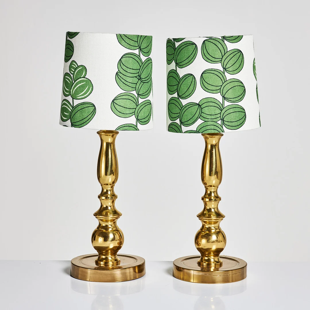 TABLE LAMPS, 1 pair, 1960s/70s, brass frame, shades covered in "Celotocaulis" pattern, designed by Josef Frank for Firma Svenskt Tenn. — Table Lamps — Stockholms Auktionsverk Sickla