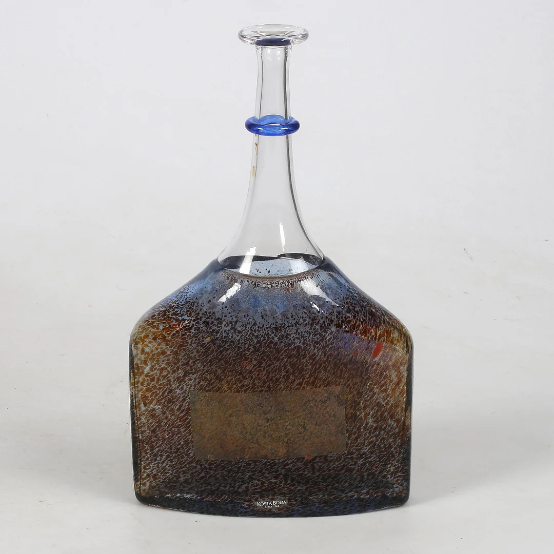 BERTIL VALLIEN. Vas, glas, "Satellit", ateljé, signerad, Kosta. Boda. — Other — Stadsauktion Sundsvall