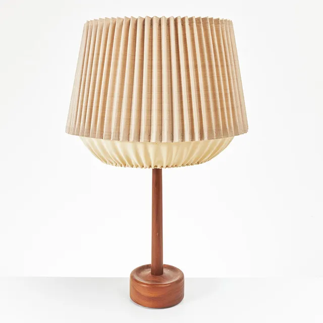 BORDSLAMPA, teak, 1950/60-tal.