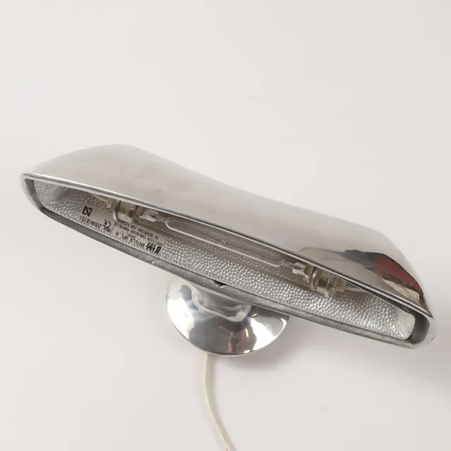 JORGE PENSI. Vägglampa, metall, B. Lux.