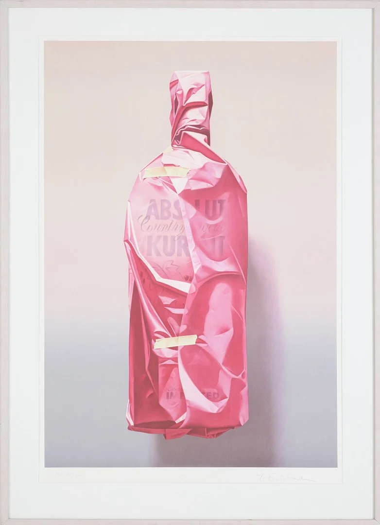 YRJÖ EDELMANN. Wrapped Absolut Vodka Kurant, färglitografi, märkt HC 28/50, signerad. — Engravings & Prints — Stockholms Auktionsverk Sickla