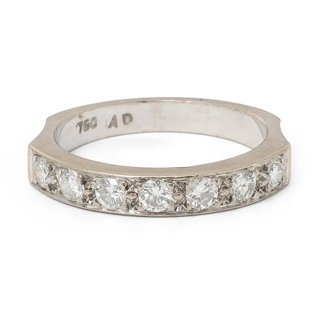 A diamond ring set with numerous brilliant-cut diamonds, mounted in 18k white gold. Weight app. 4 g. W. app. 4 mm. Size app. 53.5.