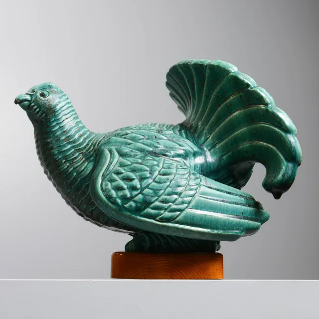 GUNNAR NYLUND. Skulptur, tjäder, Rörstrand, sigenerad samt numrerad 29/300, 1900-talets mitt.