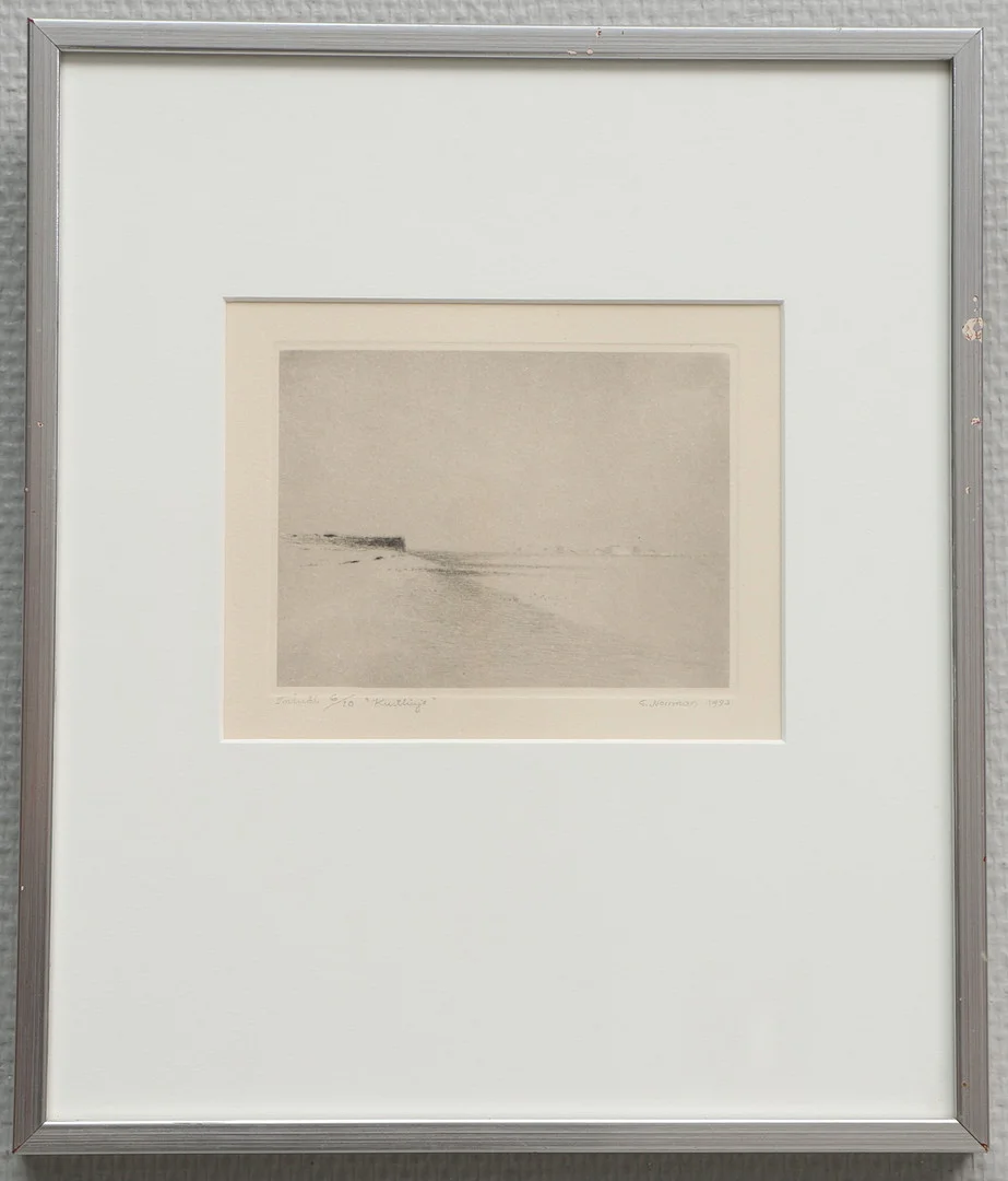 GUNNAR NORRMAN. Torrnålsgravyr, "Kustlinje", signerad och daterad 1993, numrerad 6/20. — Engravings & Prints — Ekenbergs Auktioner