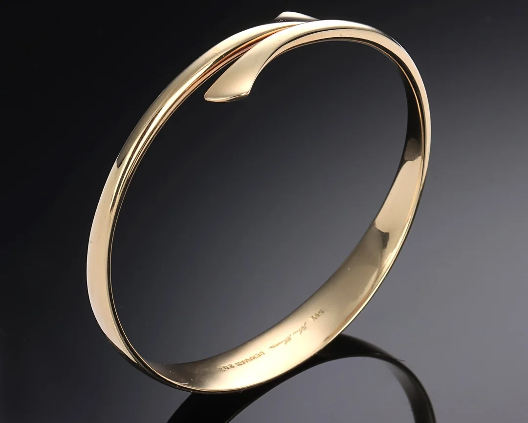 Hans Hansen. Modern arm ring in 14K gold, design no. 207 — Jewellery/Bracelets — Lauritz