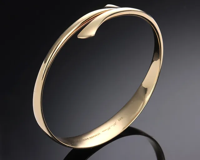 Hans Hansen. Modern arm ring in 14K gold, design no. 207