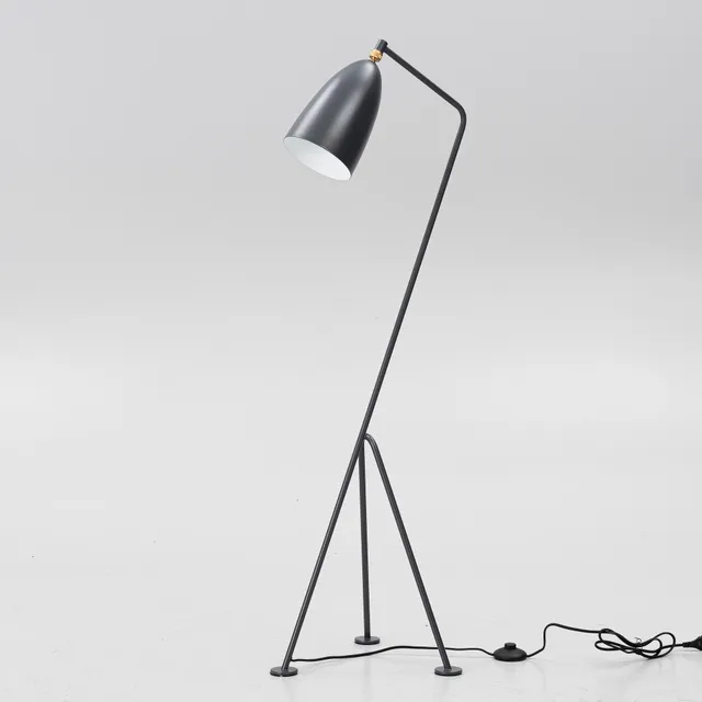 Greta Magnusson Grossman, golvlampa, "Gräshoppan", GUBI, Danmark.