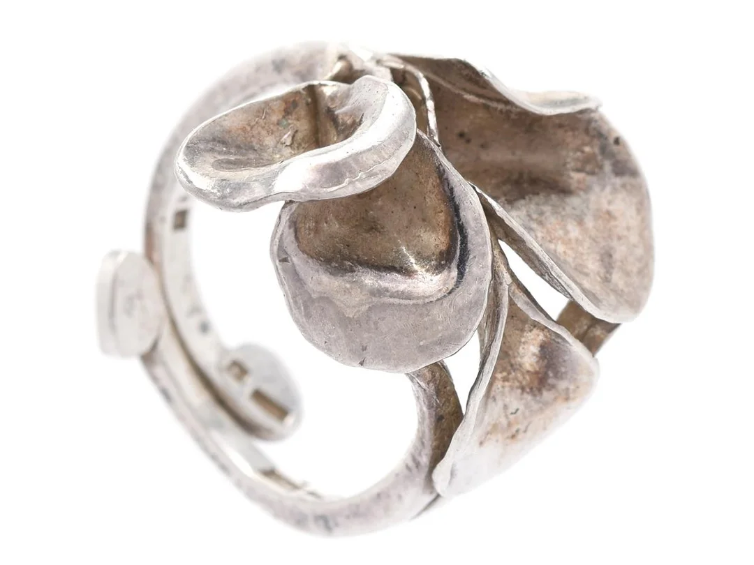 ROBBERT, ring, sterlingsilver, Trosa, stl 17,5 mm, vikt 6,5 g, justerbar ringskena. — Smycken/Ring — Kaplans