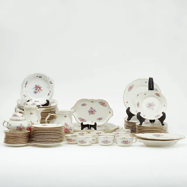 MAT- och KAFFESERVIS, 70 delar, porslin, "Sanssouci", Rosenthal.