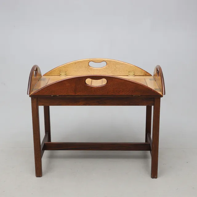 SOFFBORD, "Butlers tray", 1900-talets andra hälft.
