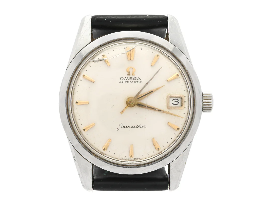 OMEGA, Seamaster, Cal 562, Serie nr. 17609123, Ref nr. CK 14701, Boett nr. 14701 1 SC (SGR), herrur, 33,5 mm, stål, automatisk, plexiglas (skadat), datum, skadad urtavla, läderband, ca 1960. — Klockor/Omega — Kaplans
