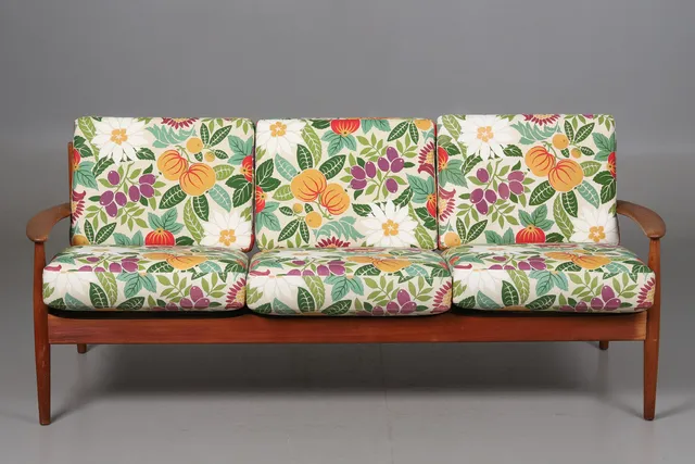 GRETE JALK, 3-sitssoffa. Teak, France & Son, Danmark.