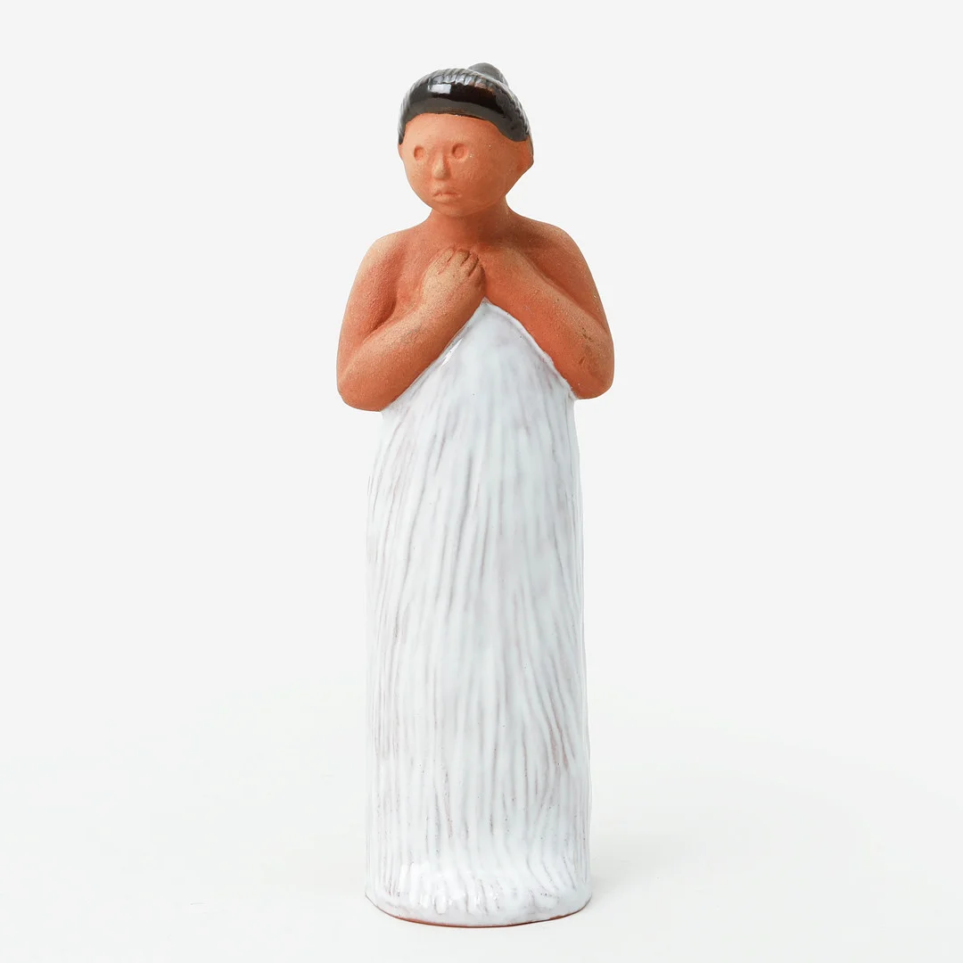 MARI SIMMULSON. Figurin, lergods, Upsala-Ekeby. — European — Göteborgs Auktionsverk