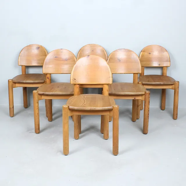 RAINER DAUMILLER. Zugeschrieben. Set Stühle / Esszimmerstühle, Kiefer, Dänemark, 1980er Jahre.